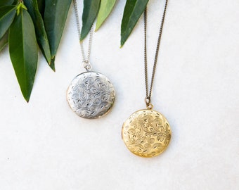 Floral Etched Locket Necklace, Photo Keepsake, Silver or Gold Memorial Pendant, 25mm Picture Medallion, Grandma Gift