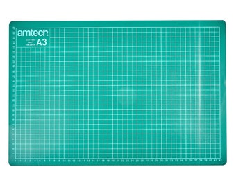 QuiltCut Rotary Cutting Mat - Medium