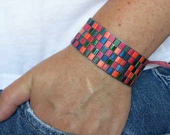 Big colourful beading bracelet// wide bracelet// loop bracelet