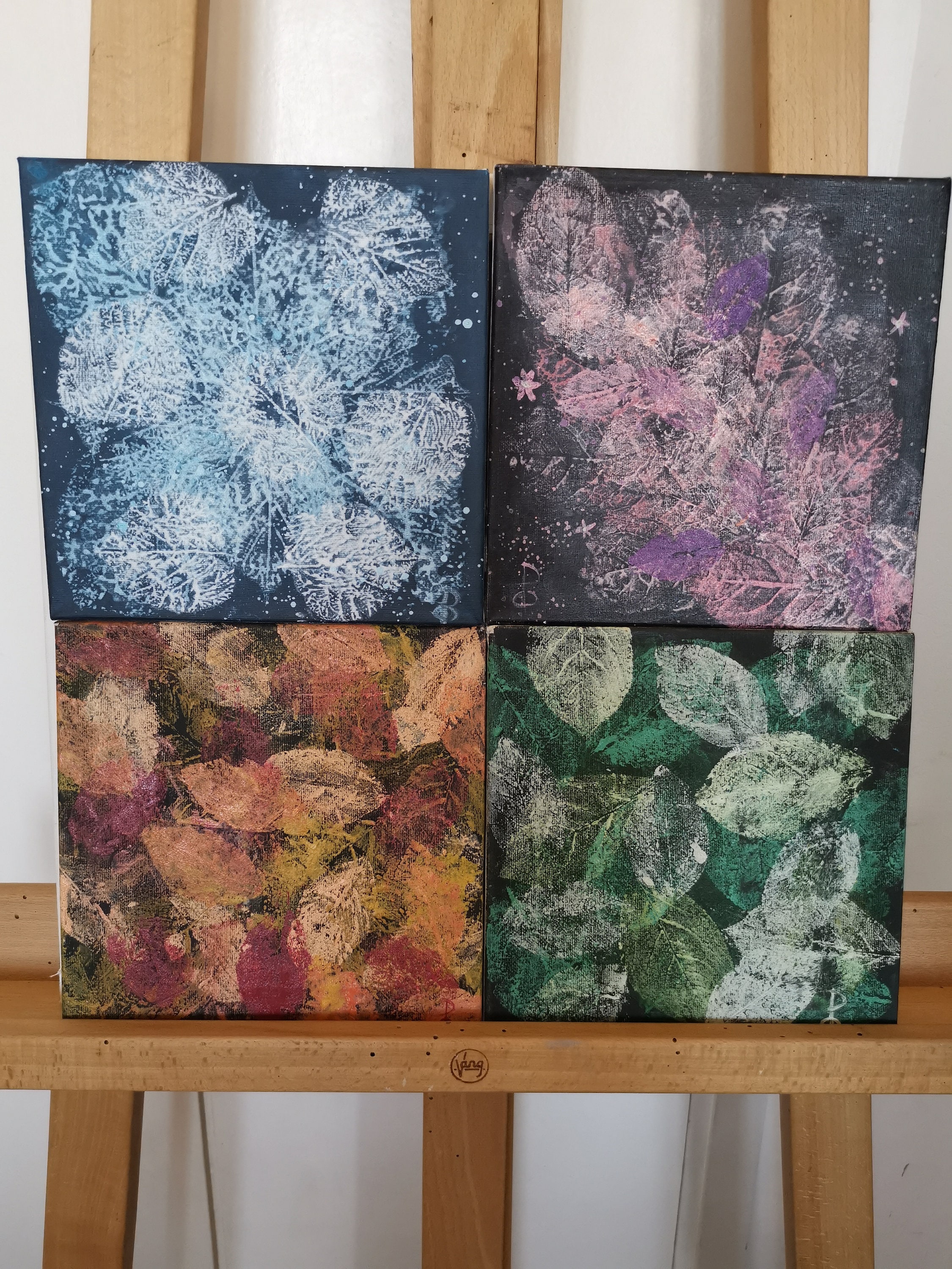 Sabrina　4枚セット　200×200mm アクリル画 Sabrina 4枚セット 200×200mm アクリル画 Sabrina 4枚セット 200×200mm