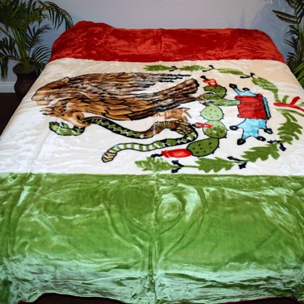 NEW! 5 POUNDS! Super Soft Korean Style Mink Medium Weight Queen / Full Blanket Plush Throw Mexico Mexican Flag Pride Country