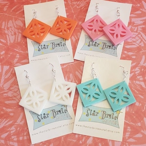 Breeze Block diagonal drop earrings
