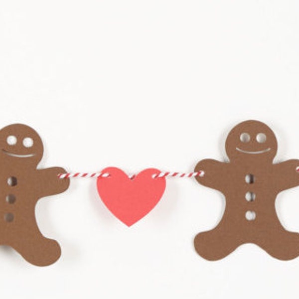 Gingerbread man with heart garland, Gingerbread man garland, Christmas garland, Christmas decor, Holiday decor