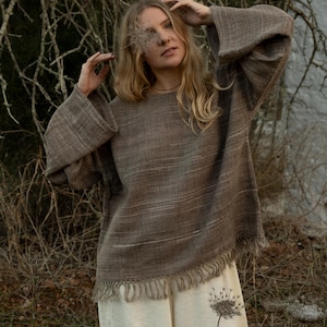 Himalayan wool sweater, Organic wool, Pure wool sweater with fringe, Boho wool top, Oversize sweater, Bohemian sweater, Hand woven sweater