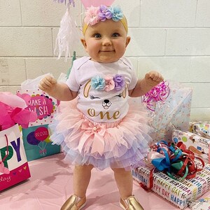 First Birthday Gift, Farm Animal Birthday Outfit Girls Farm Birthday Shirt Baby Girl 1st Birthday Outfit Farm Birthday Outfit Girl
