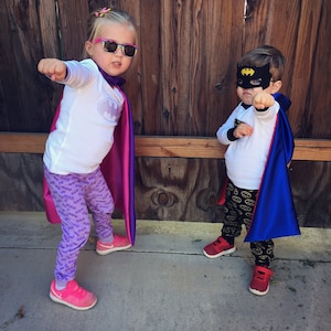 Customized Super Hero Cape with Initial and Name, Kids Costume, Halloween Costume, Christmas Gifts, 1st Birthday Party, Superhero capes