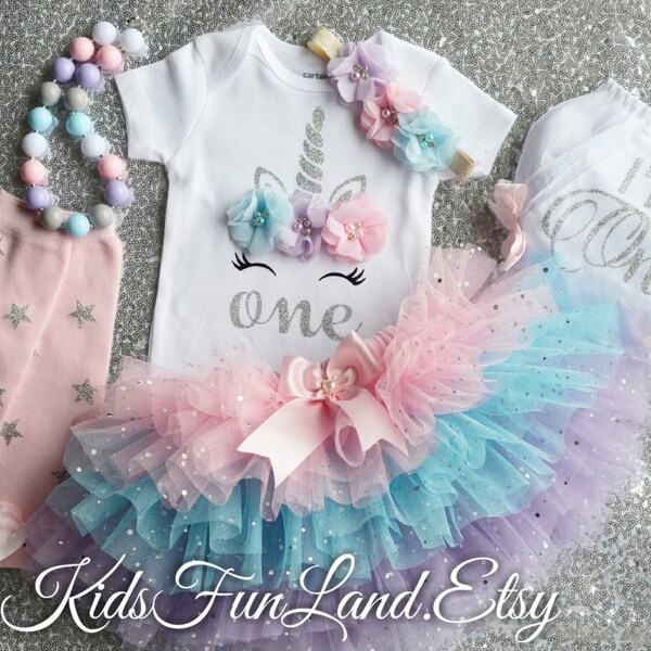 Eerste verjaardag meisje, Silver Unicorn Eerste Verjaardag Outfit Girl, Meisjes 1e verjaardag Outfit, Winter Onederland, Baby Girl eerste verjaardag outfit