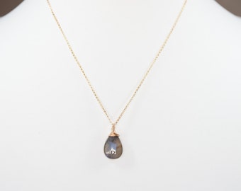Precious Labradorite Stone Gold Necklace  - 14k goldfilled, 18" long, mood stone