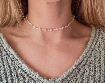 Collar de gargantilla de perlas con piedras preciosas, joyería de perlas de forma libre, collar de perlas blancas, joyas de piedra de nacimiento, regalo de cumpleaños de junio para ella