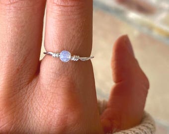 Anillo de ópalo, mini anillos apilables de plata de ley con cristal, delicados anillos de plata con una sola piedra para mujer, Proyecto Serenity