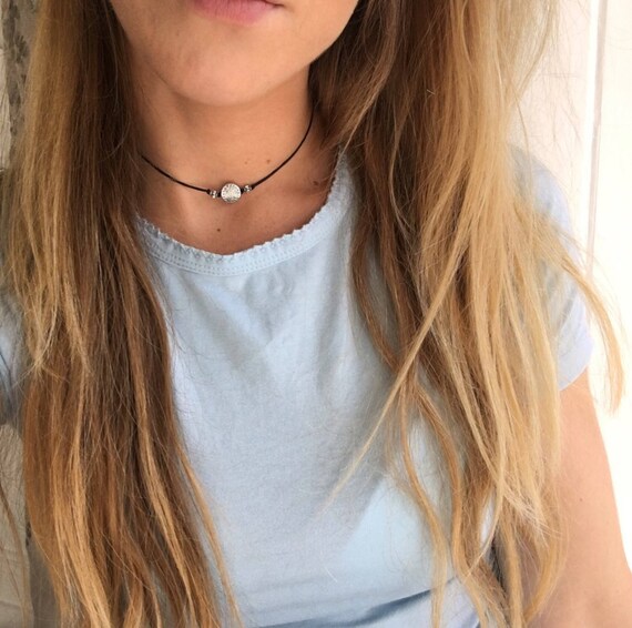 collier ras de cou ficelle collier ras de cou ficelle