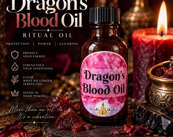 Könnte beinhalten: Eine braune Glasflasche mit Dragon's Blood Oil und einem rosa Etikett mit dem Text Dragon's Blood Oil und Kreative Vibrations. Die Flasche ist umgeben von rotem Kerzenwachs, dunklen Kristallen und Texten zu Schutz, Kraft und Reinigung.