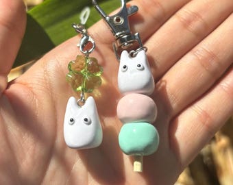 White Totoro Polymer Clay Charms, Dango Keychain, Handmade Phone Charm with Clover, Cute Studio Ghibli Inspired Gift, Kawaii Bag Accessory