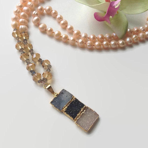 Druzy Pendant Necklace with Peach Freshwater Pearls Labradorite Gemstone Beads and Golden Glass Crystal Faceted Rondelles Natural Stone Gift