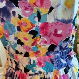 80's Cotton Romper / Bright Floral Print / Button Front Playsuit / 80's Does 40's Style / Relaxed Wide Legs / Side Pockets / Cap Sleeves image 7