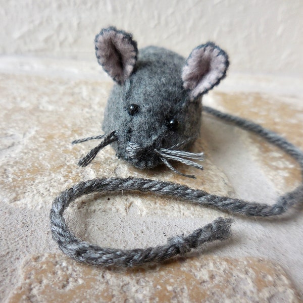 Small stuffed mouse, miniature felt mouse, gift, pincushion, soft toy felt stuffed animal