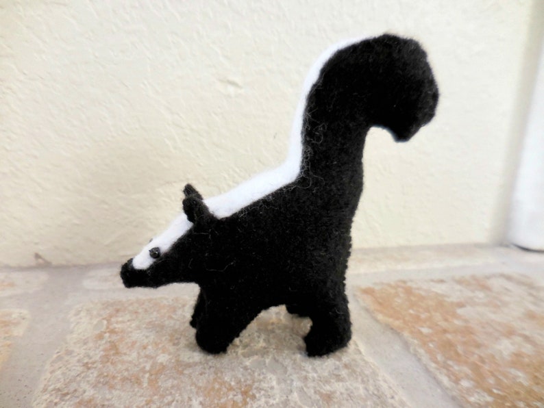 Small Handmade Skunk Felt Stuffed Woodland Animal Soft Toy - Etsy