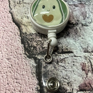 Cute Avocado badge reel Kawaii Avocado badge reel Cute office accessory Gift for coworker Retractable ID holder nurse teachers office worker