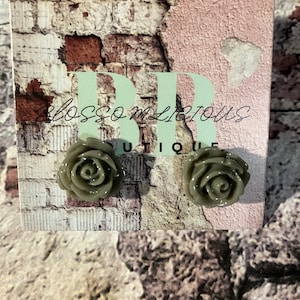 Rose bud stud earrings, neutral collection