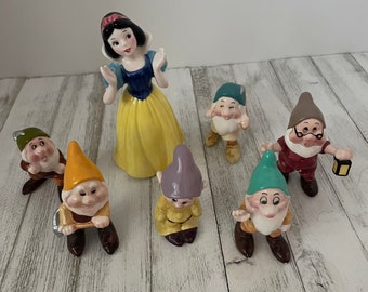1960 年代のディズニー白雪姫と七人の小人のフィギュア - ディズニー