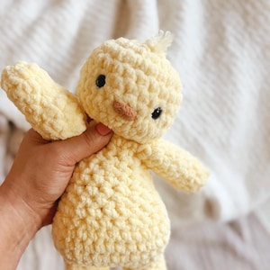 Rudy Mini Chick Crochet Pattern: Beginner Crochet Animal Pattern, Chick Crochet stuffie, Easy Amigurumi, Easy Animal Crochet Pattern