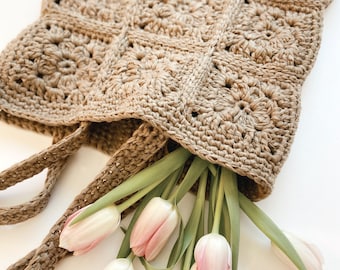 CROCHET PATTERN: Magnolia Market Tote Bag Crochet Pattern, Granny Square Bag, Raffia Granny Square Bag, Raffia Granny Square Crochet Pattern