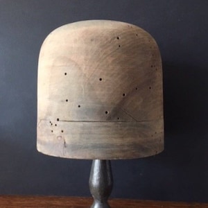 Vintage Hat block - 53.5cm