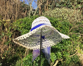 Vintage White Raffia Sun Hat With With 