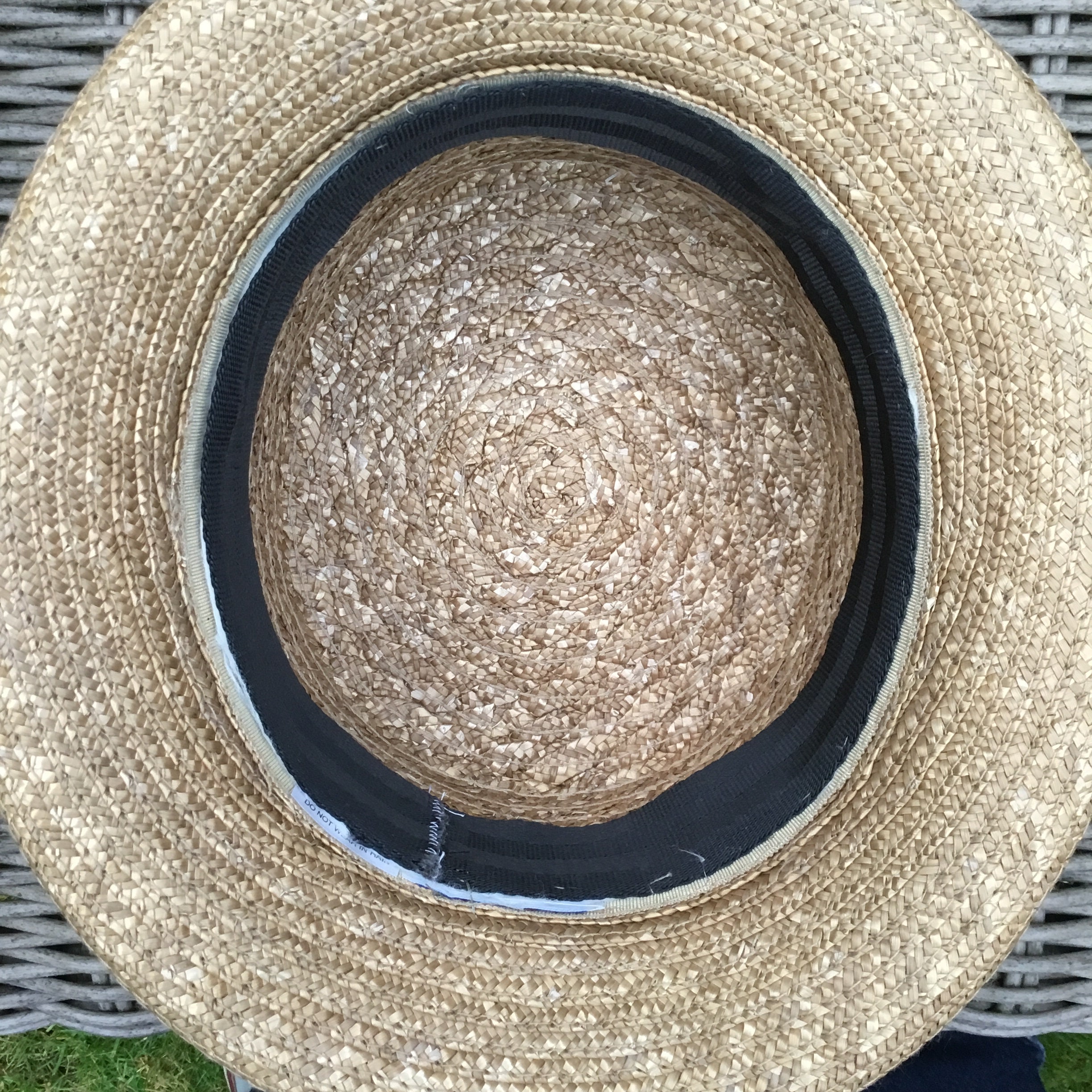 Cappello di paglia di paglia fine piano chiaro con elegante ed elegante decorazione in stile concavo mini cappello di paglia di paglia Accessori Cappelli e berretti Cappelli da sole e visiere Cappelli da sole 