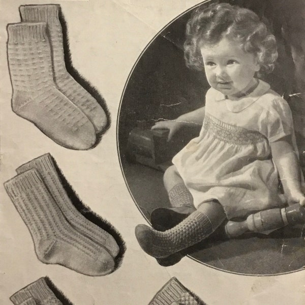 Weldons Dainty Socks for 1-4 Years Knitting Pattern no.A433