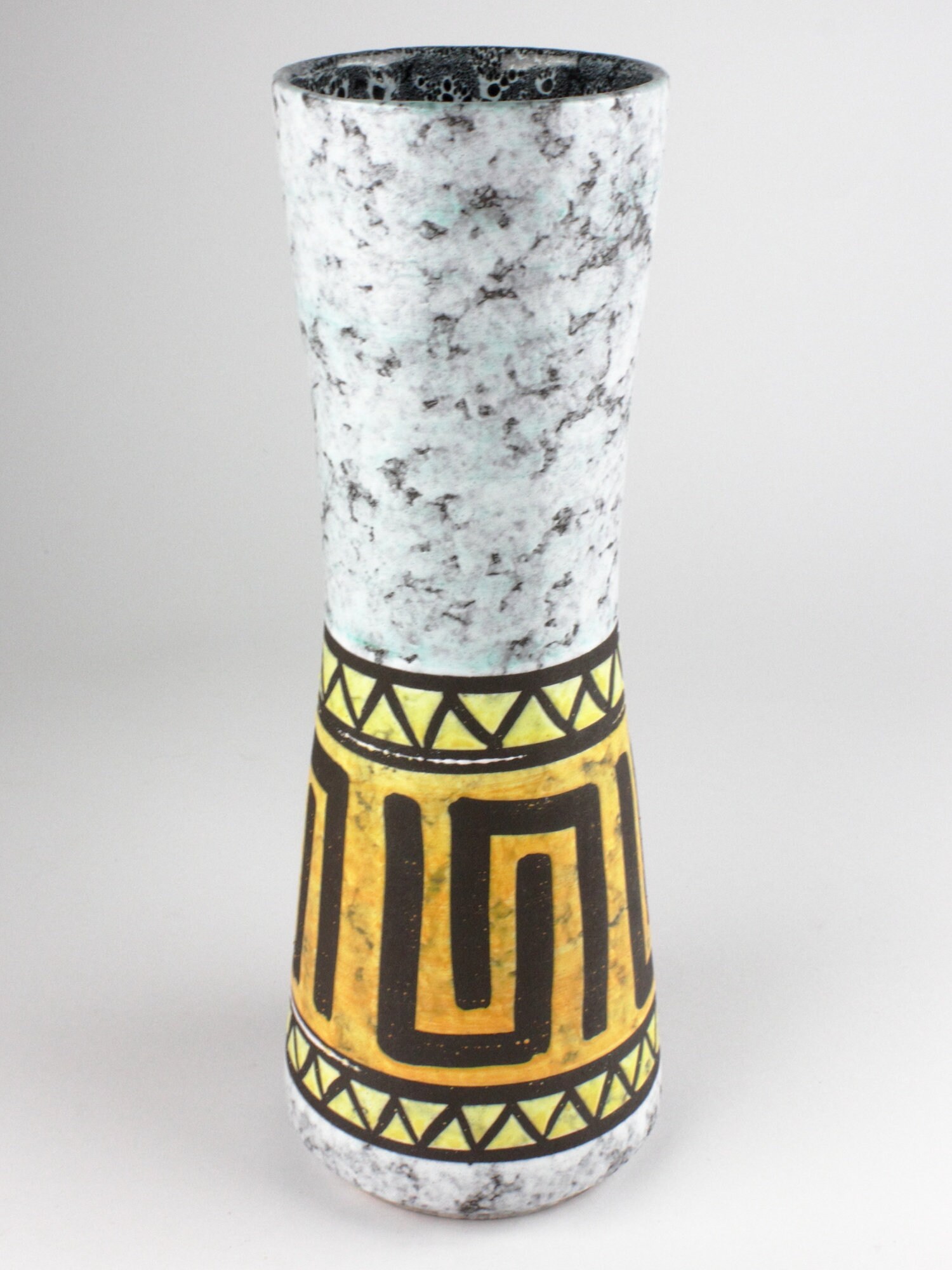 70 年代の Strehla 製、東ドイツの陶器、ミッドセンチュリーの背の高い