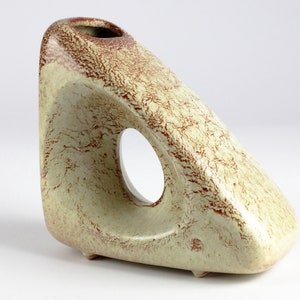 Bertoncello ceramic vase, triangular ceramic vase, Italian pottery, Italy, Mid Century, 70s