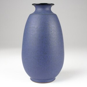 Blaue Vintage-Studiokeramikvase, ostdeutsche Keramik, Mid-Century, blaue Studiokeramik (MCM)