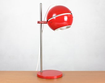 70s red table lamp by AKA Elektrik, Wohnraumleuchten Berlin, working place lamp, red desk lamp, East Germany, mid century, vintage desk lamp