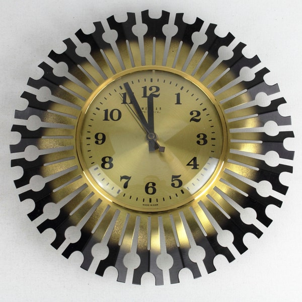 60er Jahre Vintage Wanduhr sunburst starburst von Weimar, ddr, mid century