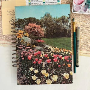 100%ヴィンテージXLボタニカルテーマのジャンクジャーナル、アート