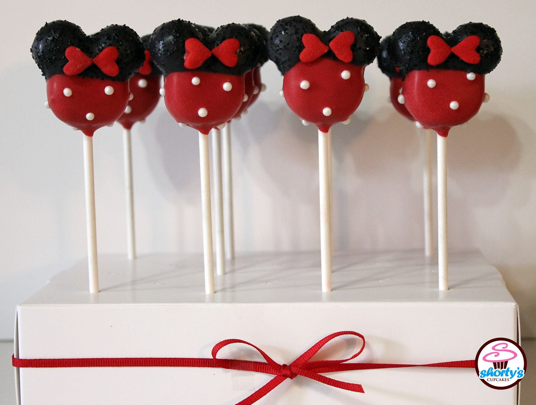 Minnie Mouse Red Cake Pops - Etsy Israel