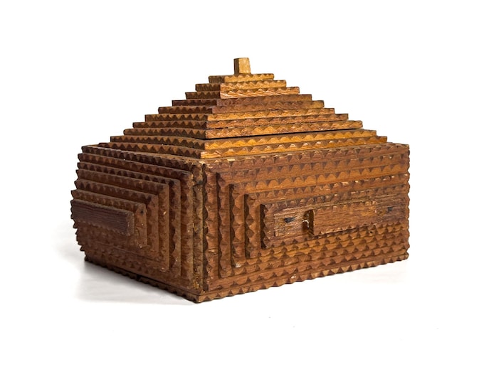 Vintage Tramp Art Pyramid Box