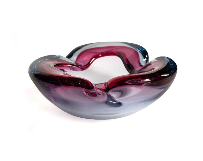 Vintage Seguso Vetri d’Arte Blue and Pink Sommerso Murano Style Glass Bowl