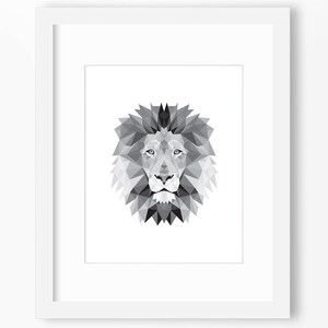 Könnte beinhalten: Eine geometrische Illustration in Schwarzweiß eines Löwenkopfes. Die Löwenmähne besteht aus Dreiecken.