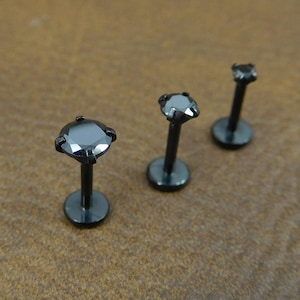 16G, 18G, 20G Black Threadless Stud Earrings, Prong Set Crystal Labret Nose Ring, Unique Comfort Flat Back Halloween Gothic Tragus Rings
