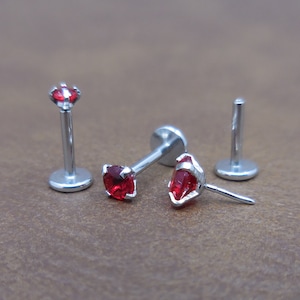 16G / 18G / 20G NEUE rote CZ fadenlose flache Rückseite Ohrringe - Push Pin Nasenstecker - Flatback Ohrstecker - Labret Bolzen - Tragus Knorpel Ohrstecker Schmuck
