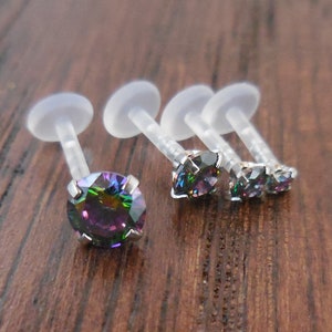 16G Tragus Jewelry Triple Helix Cartilage Flatback Earrings Prong Set Rainbow Crystal 6-10mm Bioflex Labret Lip Rings