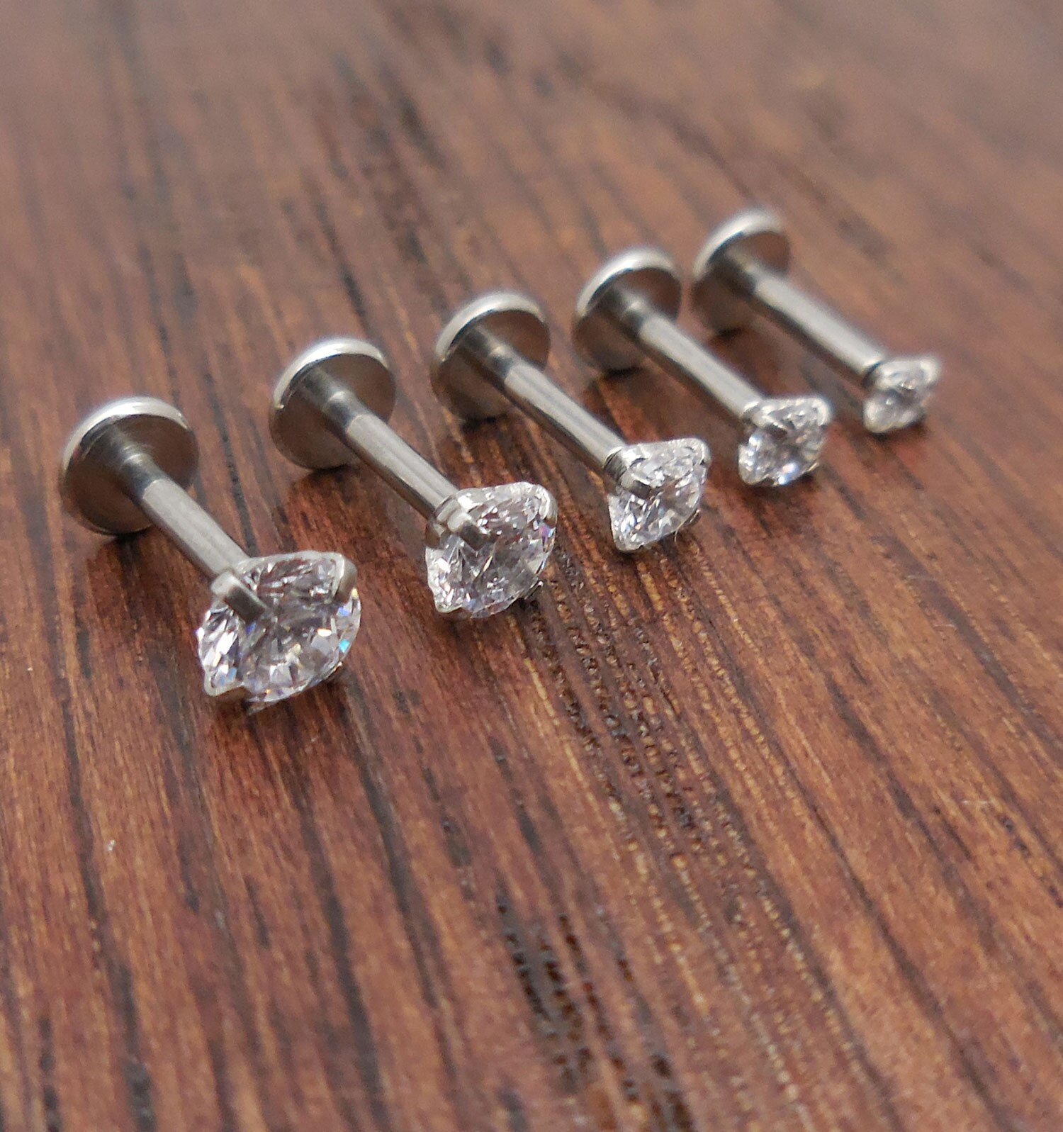 How to remove push pin labret, Labret Push Pin