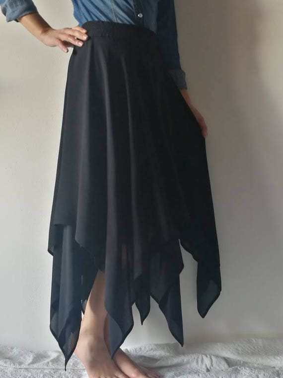 Falda negra asimétrica dos capas de ancha - Etsy España