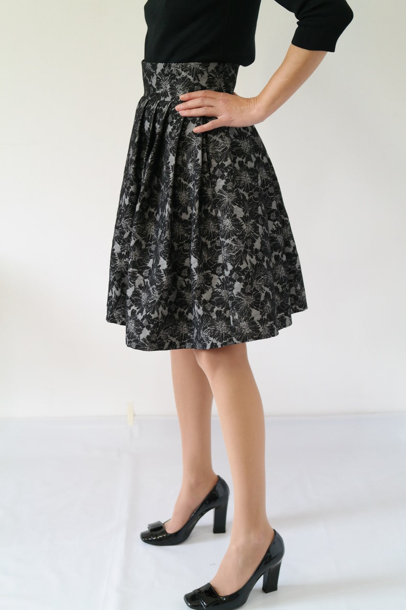 Gonna Nera A Pieghe Con Shorts Incorporati - Vita Alta Per Tennis E Everyday - Foto 3