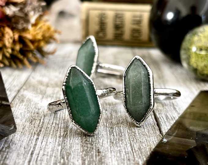Green Aventurine Point Ring Fine Silver Size 6 7 8 9 10 Foxlark Collection // Witchy Ring Goth Jewelry Punk Crystal Alternative Boho Jewelry