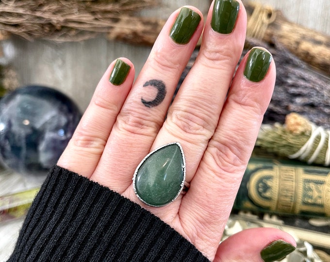 Teardrop Green Aventurine Ring Fine Silver Size 5 6 7 8 9 10 Foxlark Collection // Witchy Goth Jewelry Punk Crystal Alternative Boho Jewelry