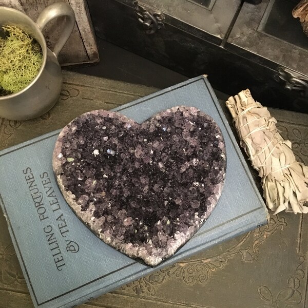 Raw Amethyst Heart Amethyst Cluster Heart Shaped Crystal Cluster Stone Purple Crystal Gift for her Bohemian Valentines Day Gift Druzy