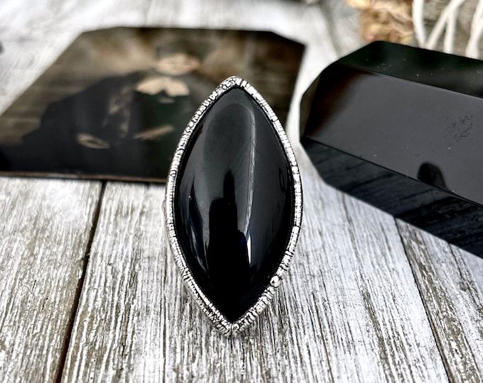 Size 7 Natural Black Onyx Ring in Fine Silver /  Large Crystal Ring  - Black Stone Ring - Silver Crystal Ring - Bohemian Jewelry Gemstone